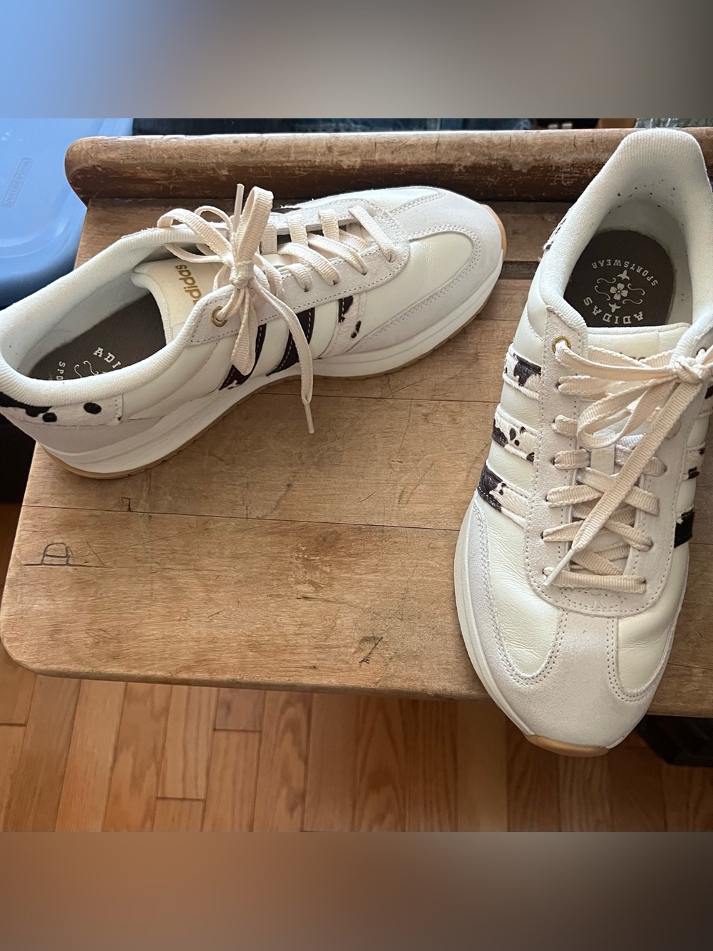 adidas women’s Cream Sneakers with cow hide fur Spot Accents